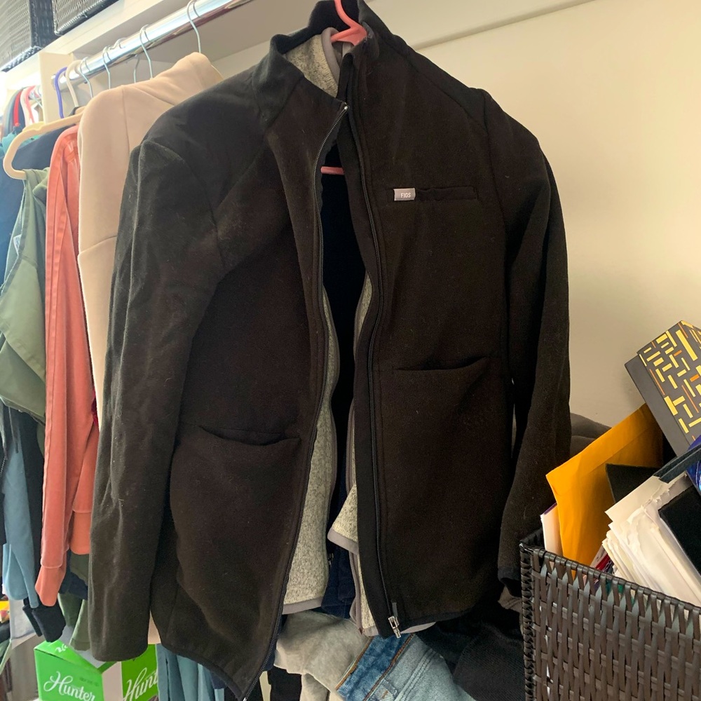 Figs jacket small
